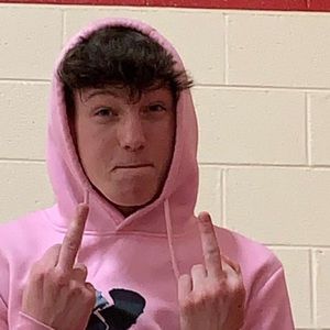 Meet your Posher, Cameron